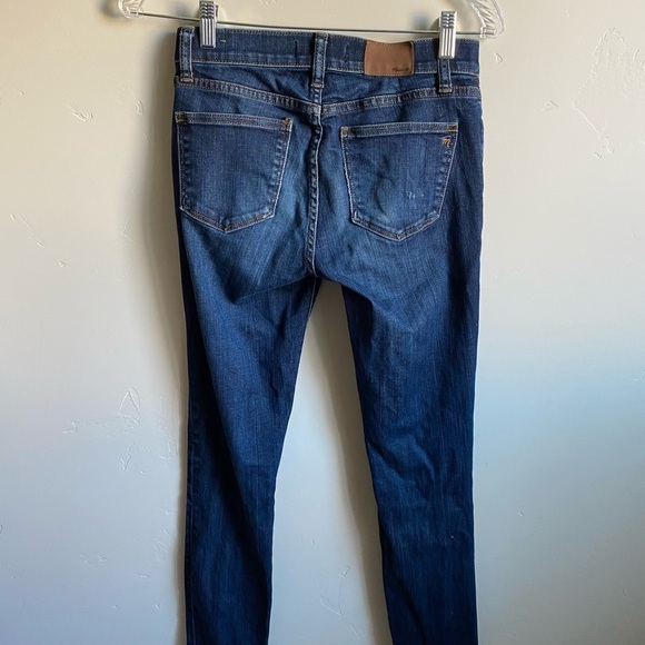 Madewell size 25 distressed jeans - Picture 2 of 4